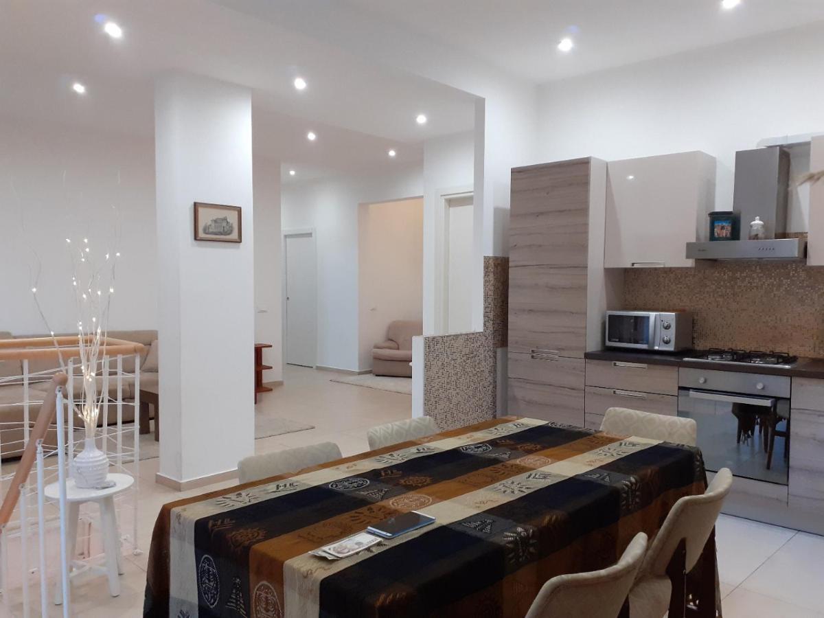 Casa Galante Ostia Centro Apartment Bagian luar foto
