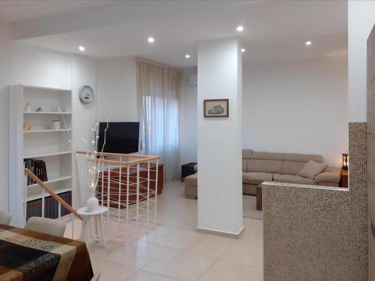 Casa Galante Ostia Centro Apartment Bagian luar foto
